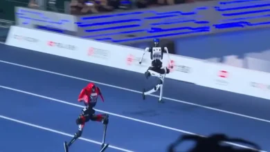 insansı robot Usain Bolt rekoru
