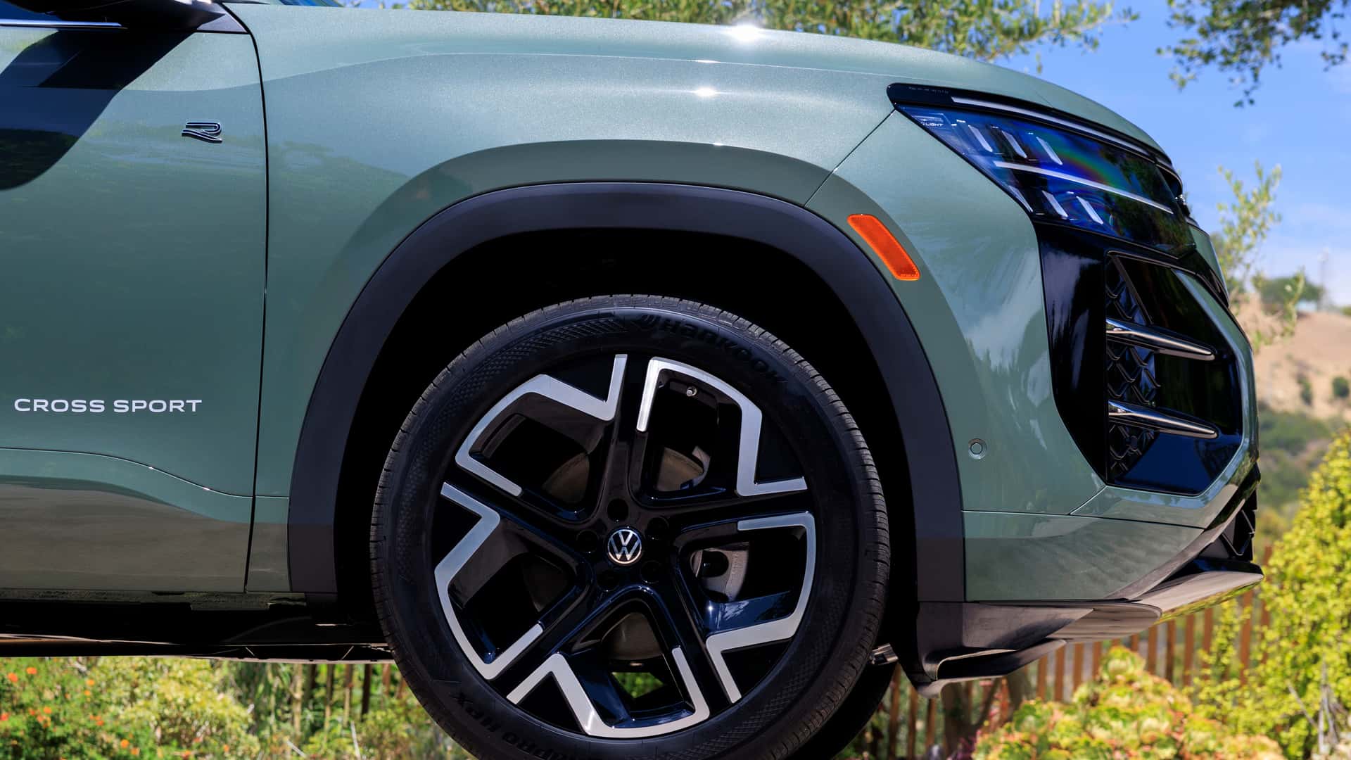 2027 volkswagen atlas cross sport img9