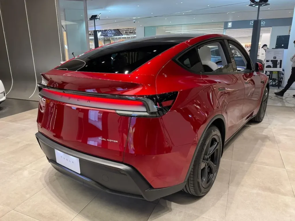 tesla model y img1