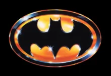 DCU Batman oyuncusu