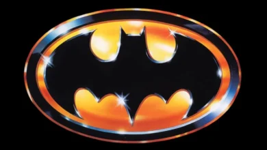 DCU Batman oyuncusu