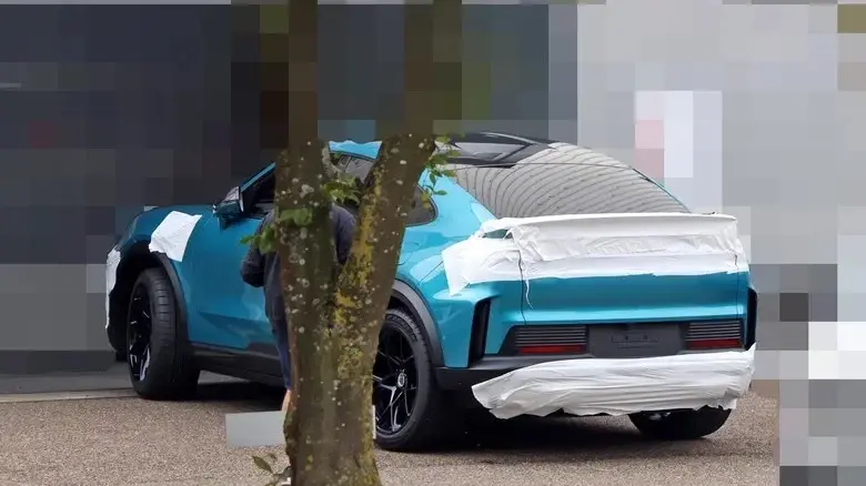 Porsche Cayenne Turbo Electric img2