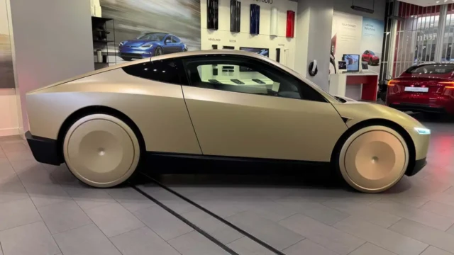tesla cybercab img10