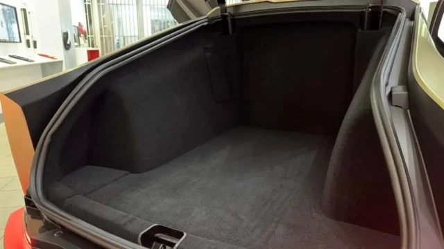 tesla cybercab img19