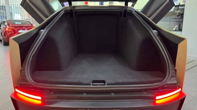 tesla cybercab img20