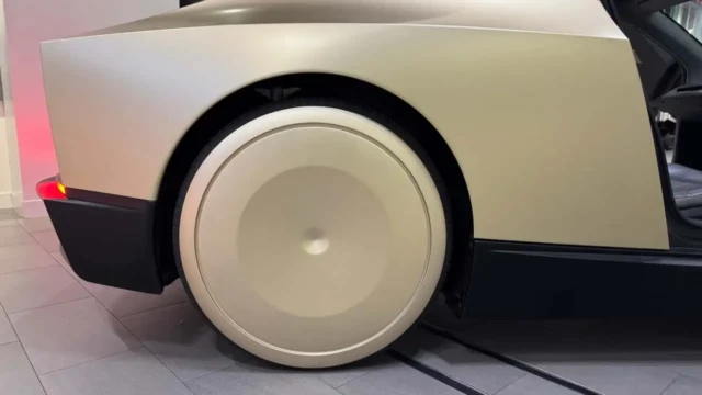 tesla cybercab img14