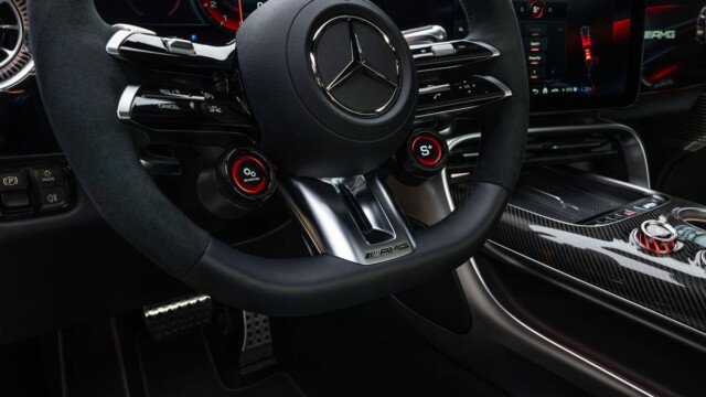 Mercedes-AMG GT SUV img19